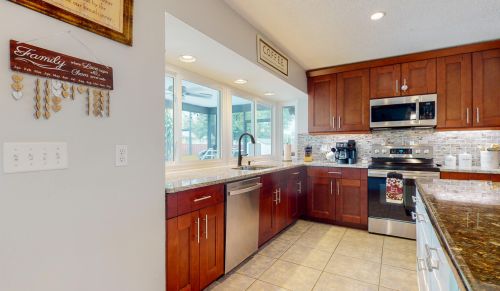 2471 Shell Ave, Fort Pierce FL  34952-6857 exterior