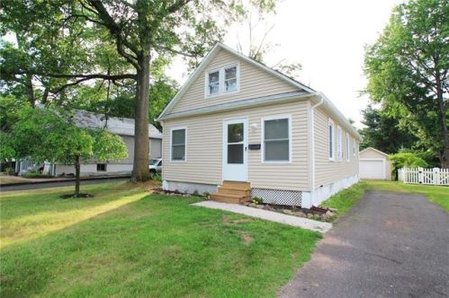 1774 5 St, Piscataway NJ  08854-1650 exterior