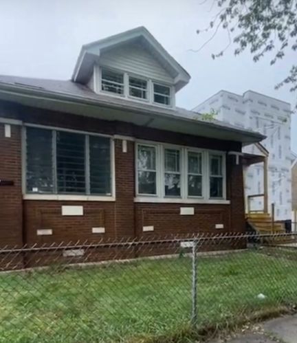 7535 Calumet Ave, Chicago, IL 60619-2226