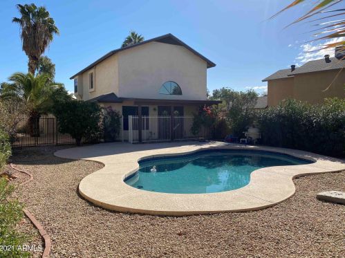 15814 38 Dr, Phoenix AZ 85053-3757 exterior