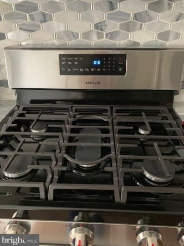 334 Cantrell St, Philadelphia PA  19148-3320 exterior