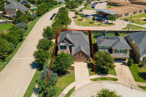 5303 Little Creek Ct, Fulshear TX 77441-1491 exterior