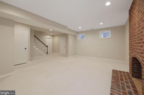 10028 Avenel Farm Dr, Rockville MD  20854-5412 exterior