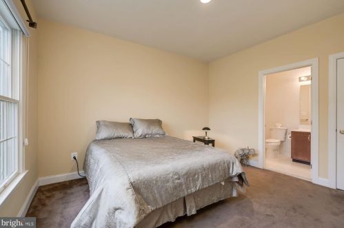 11704 Pindell Chase Dr, Fulton MD 20759-9704 exterior