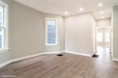 3723 Francisco Ave, Chicago IL  60618-3501 exterior