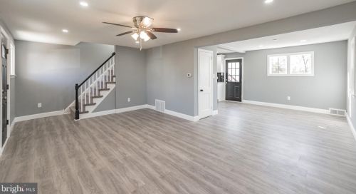 1134 Mulberry St, Chester PA 19015-3046 exterior