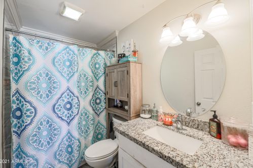 500 Alice Ave, Phoenix AZ 85021-4112 exterior