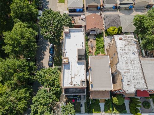 3656 Hamilton Ave, Chicago IL 60609-1165 exterior