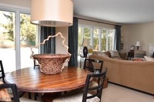 410 Cir Dr, Meskegon MI 49445-2714 exterior