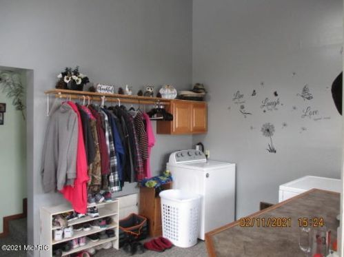 301 Cecil St, Glendora MI 49107-1706 exterior