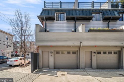 771 19th St, Philadelphia PA  19130-2029 exterior