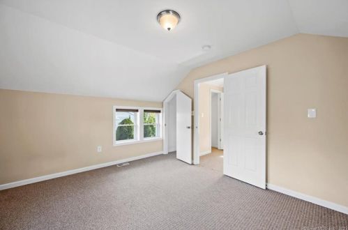 10 Grieb Trl, Wallingford CT  06492-2616 exterior