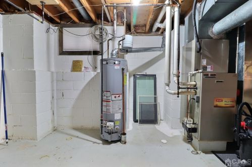 200 Concord Pl, New Brunswick NJ 08902-4572 exterior