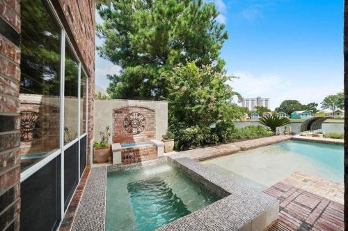 9 La Costa Dr, Montgomery TX 77356-5357 exterior