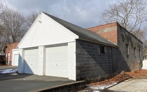 118 Funston Ave, Torrington CT 06790-6251 exterior