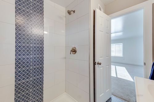 5228 Green St, Chicago IL  60609-6132 exterior