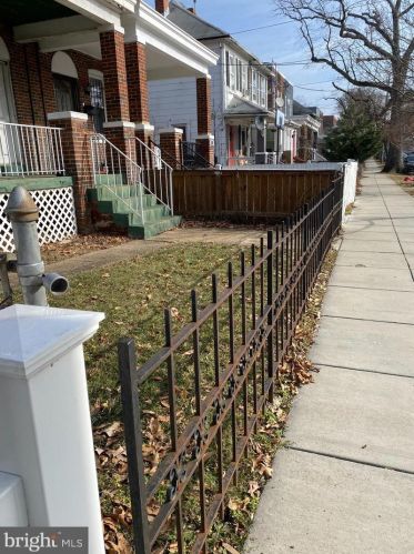 316 Raleigh St, Washington DC 20032-1678 exterior