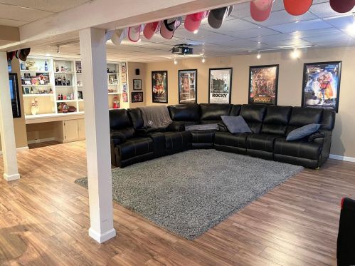 2371 Crestline Dr, Saint Louis MO 63129-3713 exterior