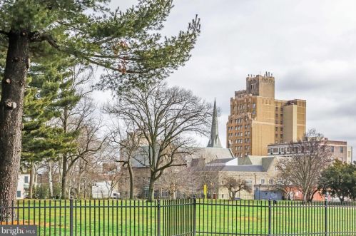 5800 Greene St, Philadelphia PA  19144-2704 exterior