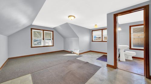 3909 63 Pl, Chicago IL 60638-4642 exterior