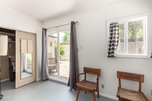 7545 27th Ave, Phoenix AZ 85087-8097 exterior