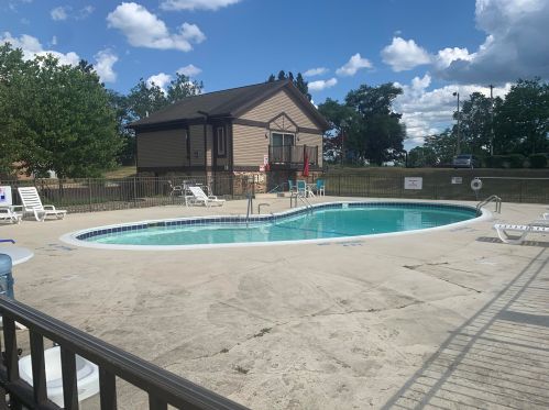 742 Kilgore Rd, Kalamazoo MI  49008-3605 exterior