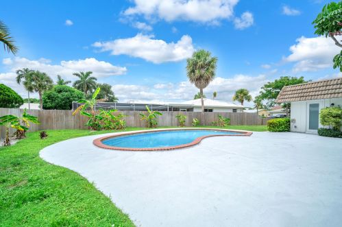 1424 13th Dr, Boca Raton FL  33486-5369 exterior