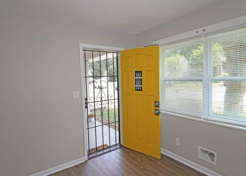 1329 Clermont Ave, Atlanta GA  30344-1703 exterior