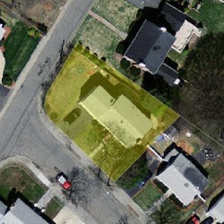 4 Rose Dr, Newton MA 02465-1542 aerial view