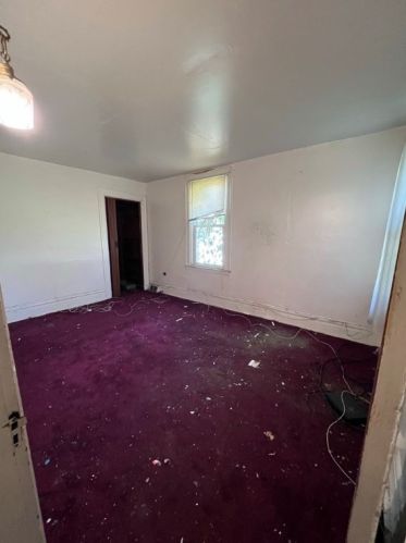 638 Chauncey St, Pittsburgh, PA 15219-4506