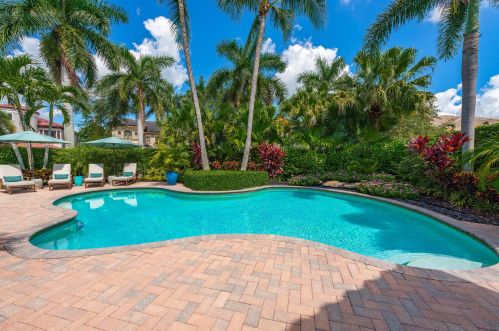 17830 Monte Vista Dr, Boca Raton FL  33496-1054 exterior