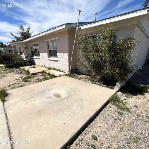 5645 Beverly St, Tucson, AZ 85711-5139