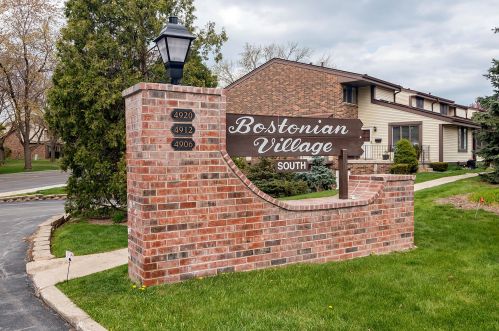 4912 19th St, Milwaukee WI 53221-5759 exterior