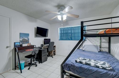 175 28 Ct, Boynton Beach FL 33435-7612 exterior