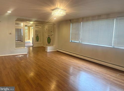 2408 52 St, Philadelphia PA 19131-1409 exterior