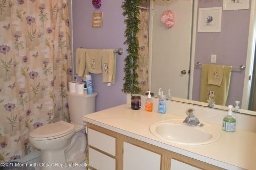 1902 Lilly Ln, Jackson Twp NJ 08527-4144 exterior