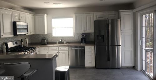 254 Fountayne Ln, Trenton, NJ 08648-2677