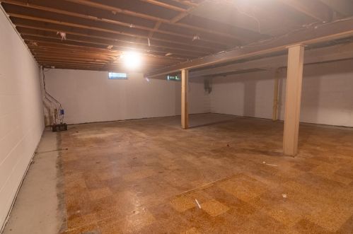 8236 37, Milwaukee WI 53210-3047 exterior