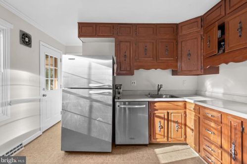 13122 Estelle Rd, Silver Spring MD 20906-3910 exterior