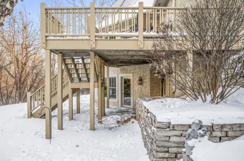 3211 Crestmoor Dr, Saint Paul MN 55125-5010 exterior