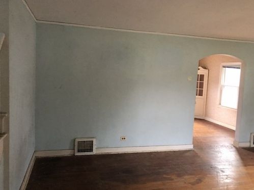 10615 Springfield Ave, Chicago IL 60655-3830 exterior