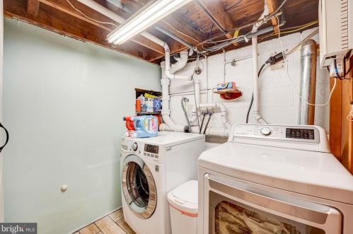 4112 Woodland Ave, Chester PA 19015-1628 exterior