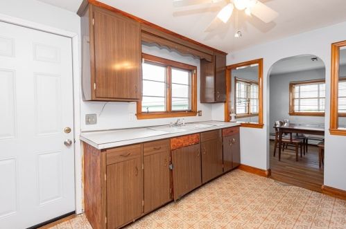 53 Liberty St, Danvers MA  01923-3723 exterior