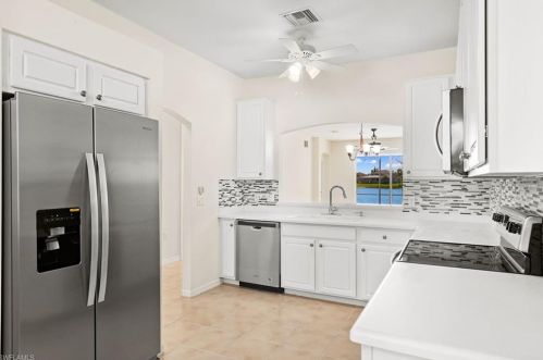 14278 Manchester Dr, Naples FL 34114-8624 exterior