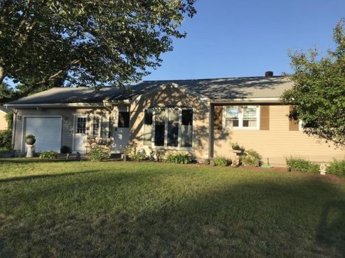 27 Jerilis Dr, Springfield, MA 01119-1816