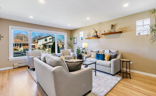 11439 Drake Ave, Chicago, IL 60655-3518