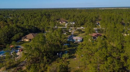 3952 27 Ave, Naples FL 34120-8986 exterior