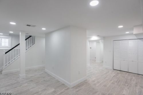 49 Elmwood Ave, Montclair NJ  07042-4531 exterior