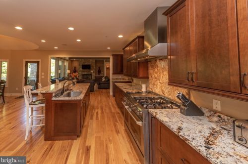 386 Hines Dr, Swanton MD exterior