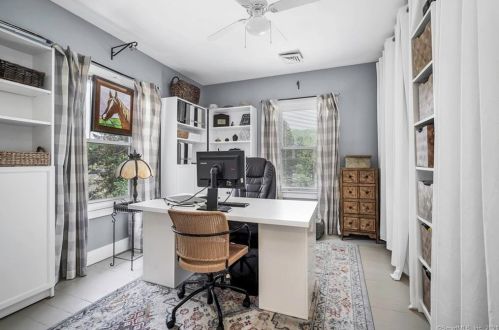 139 Church St, Seymour CT 06483-2503 exterior